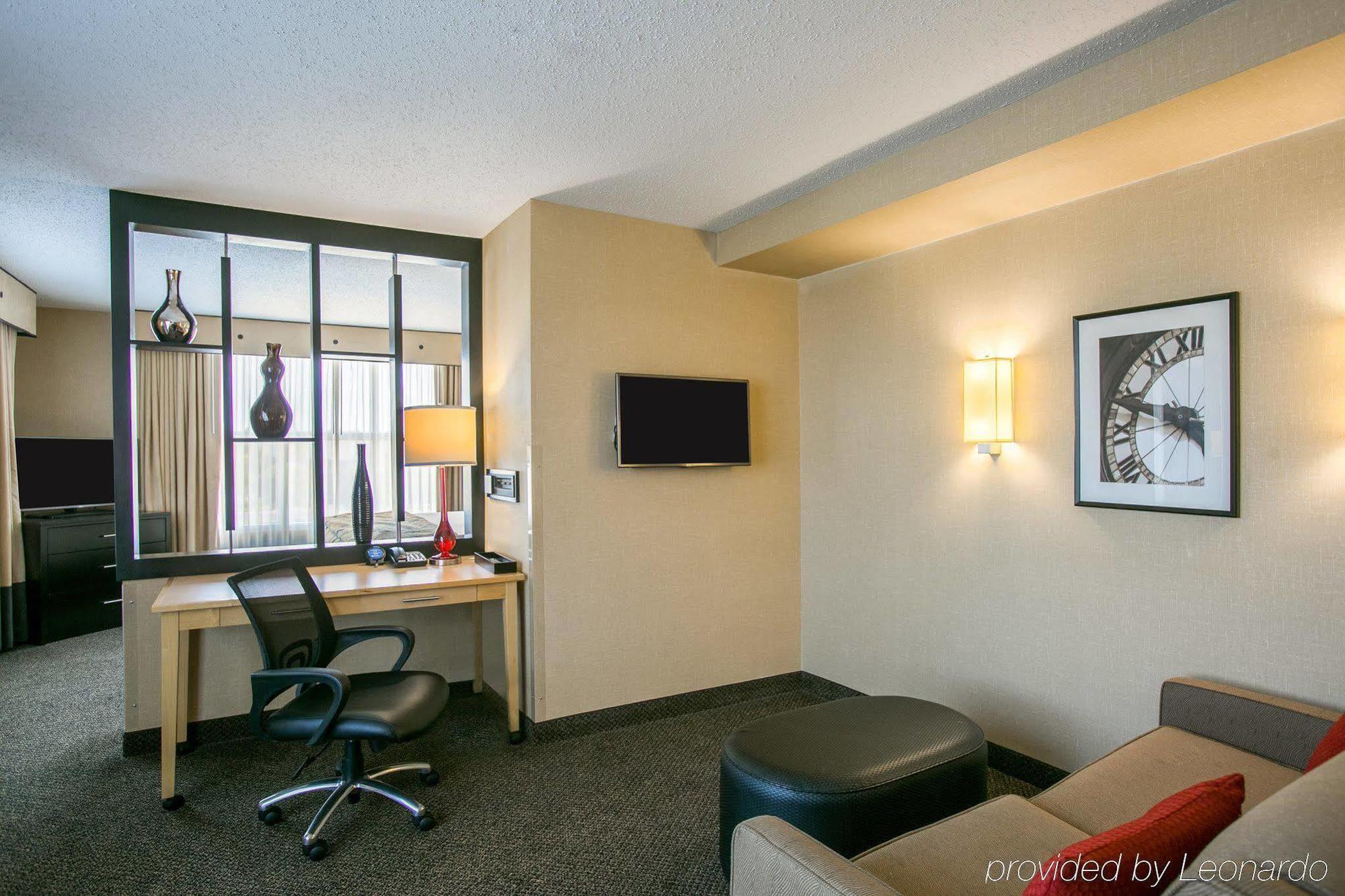 สปริงฮิลล์ สวีท บาย แมริออท อินเดียนาโพลิส แอร์พอร์ต/เพลนฟิลด์ Hotel ภายนอก รูปภาพ