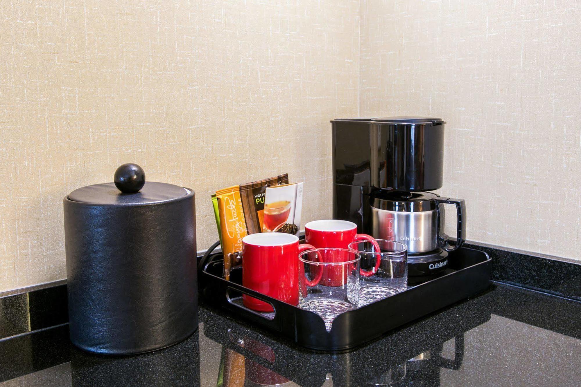 สปริงฮิลล์ สวีท บาย แมริออท อินเดียนาโพลิส แอร์พอร์ต/เพลนฟิลด์ Hotel ภายนอก รูปภาพ