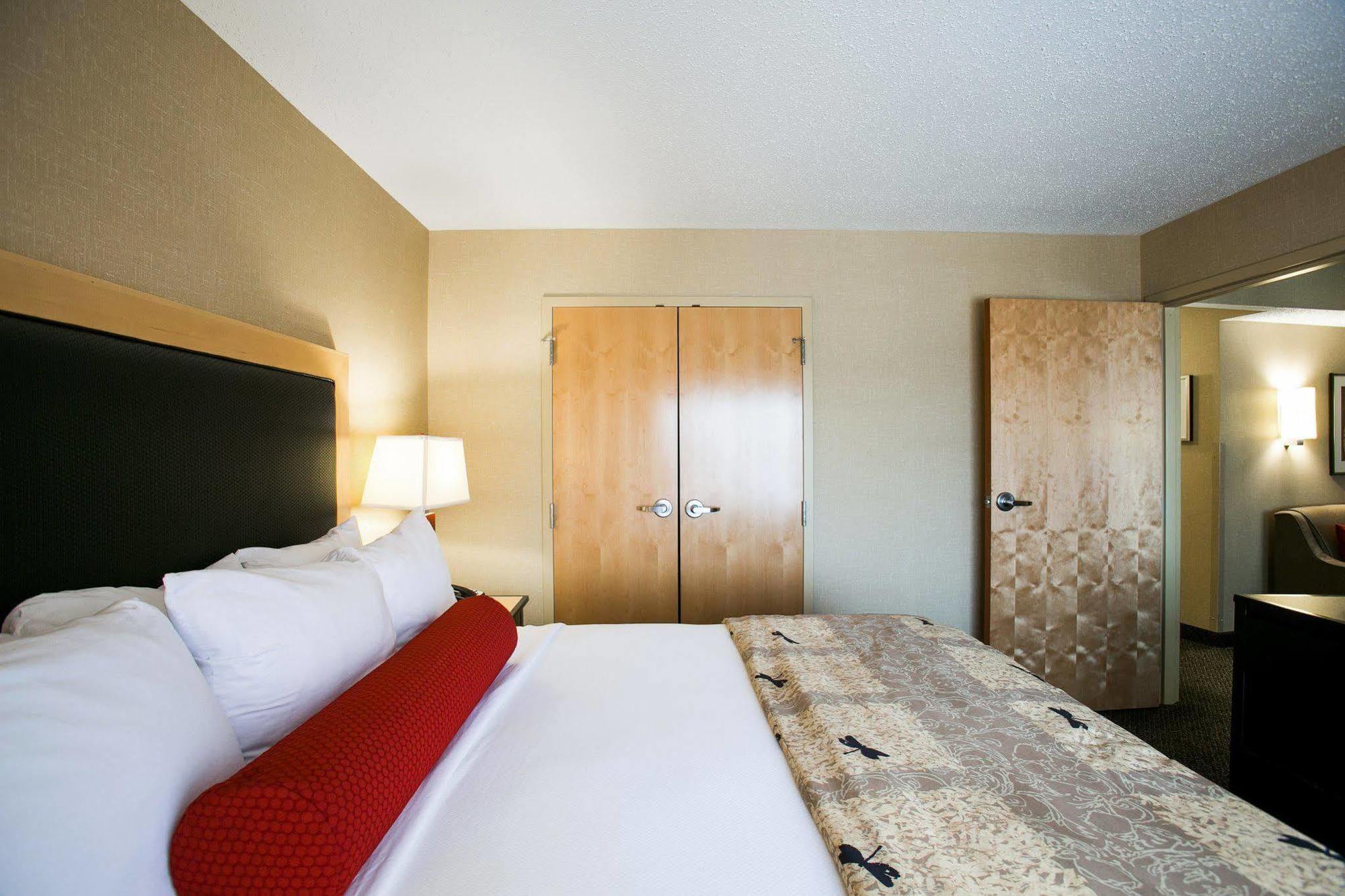 สปริงฮิลล์ สวีท บาย แมริออท อินเดียนาโพลิส แอร์พอร์ต/เพลนฟิลด์ Hotel ภายนอก รูปภาพ