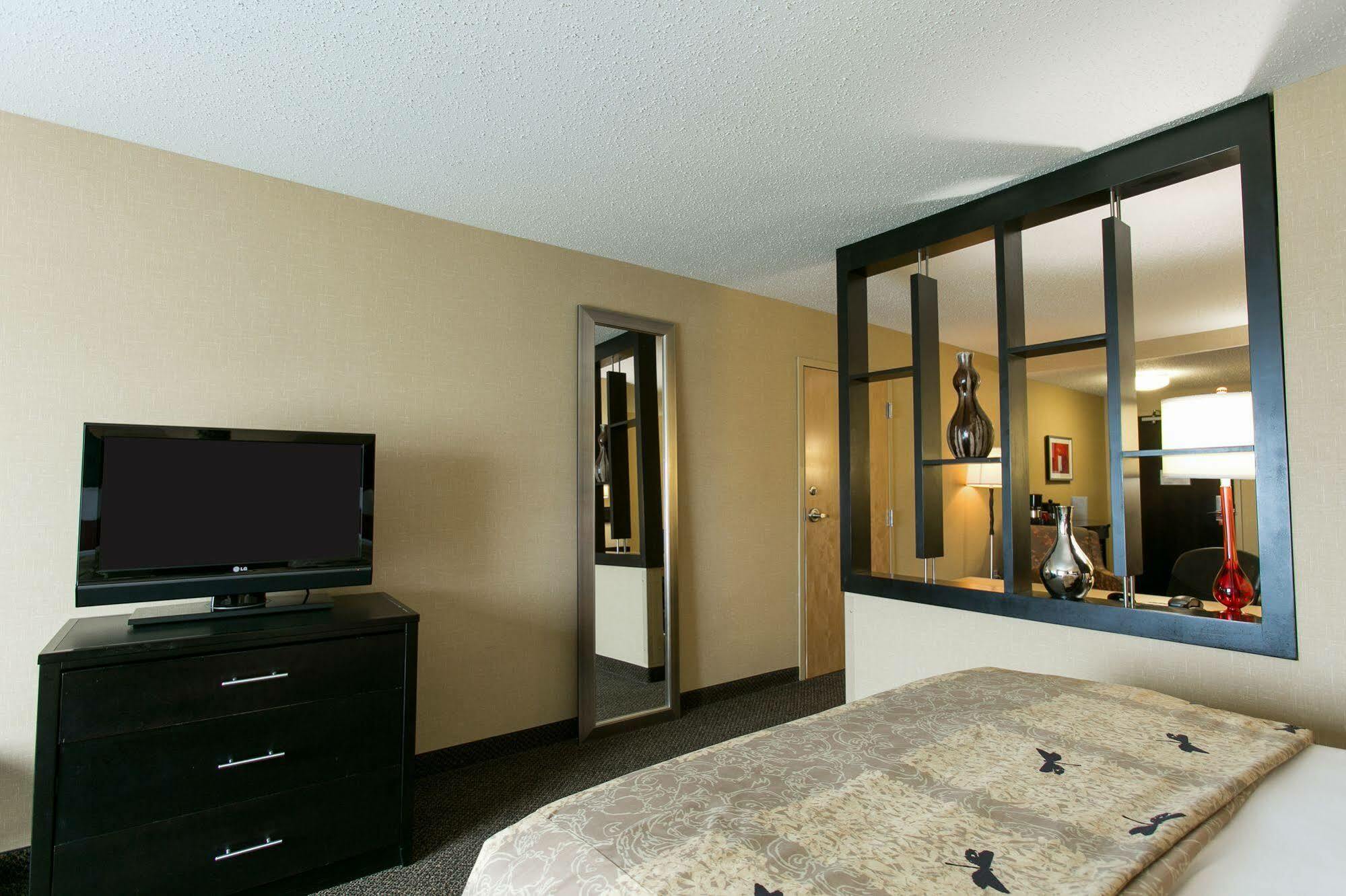 สปริงฮิลล์ สวีท บาย แมริออท อินเดียนาโพลิส แอร์พอร์ต/เพลนฟิลด์ Hotel ภายนอก รูปภาพ